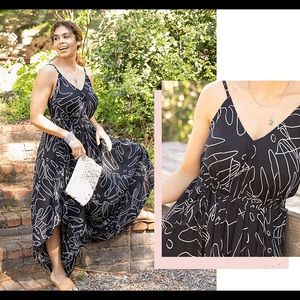 NWT Black and White Monstera Print Jumpsuit. Lg/XL